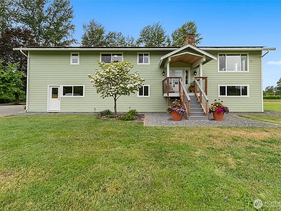 3rd image of 8360 Valley View Road