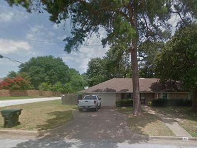 411 Whiteoak Ln, Tyler, TX, 75703