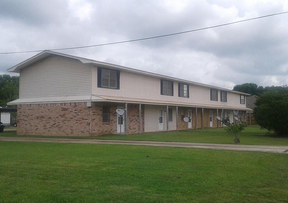 1st image of 12862 Bergeron Dr
