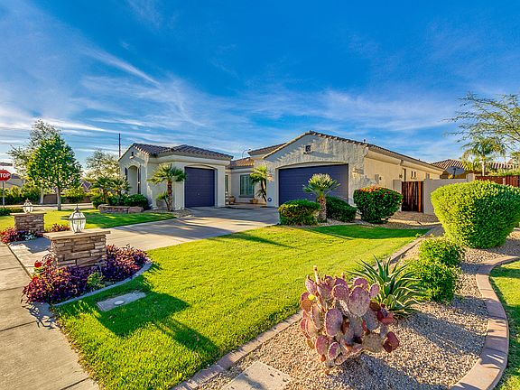 2nd image of 406 E Tonto Pl