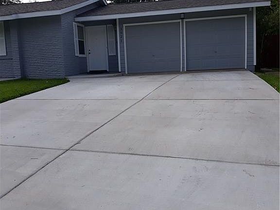 2nd image of 2021 Brenton St