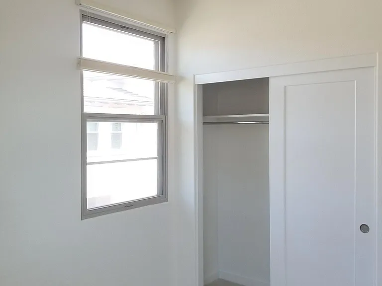 1068 Pear Orchard Dr — Photo 22