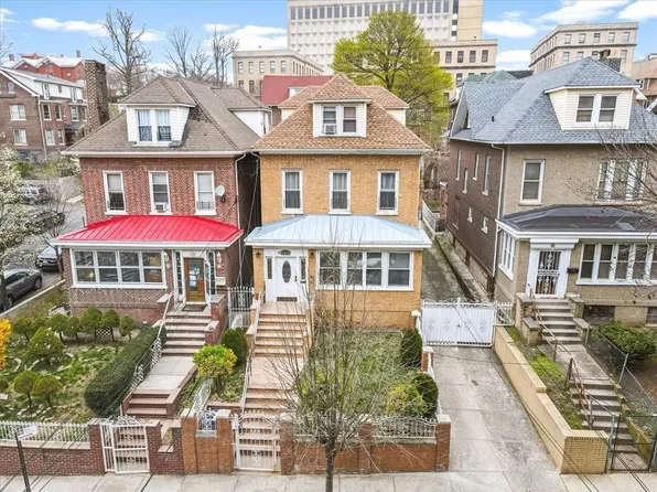 153 W 179th Street, Bronx, NY 10453