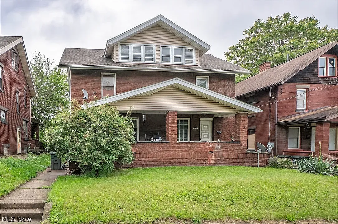 2 bed, 800 sqft, $800 — Photo 1