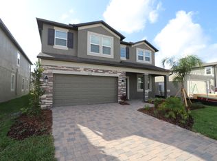 2958 Adams Cross Dr, Zephyrhills, FL 33540