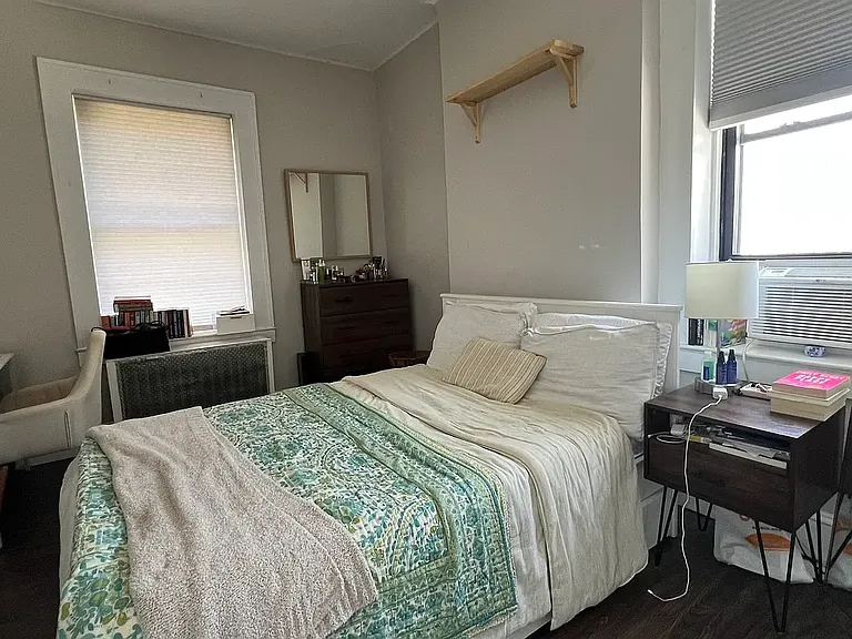 24-03 41st Ave #15 — Photo 3