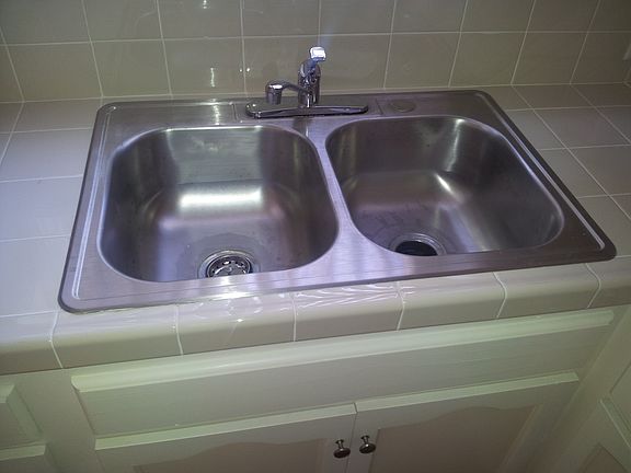 5th image of 2405 Torrance Blvd APT B