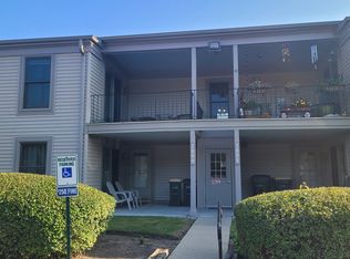 1800 Fayette Walk APT E, Hoffman Estates, IL 60169