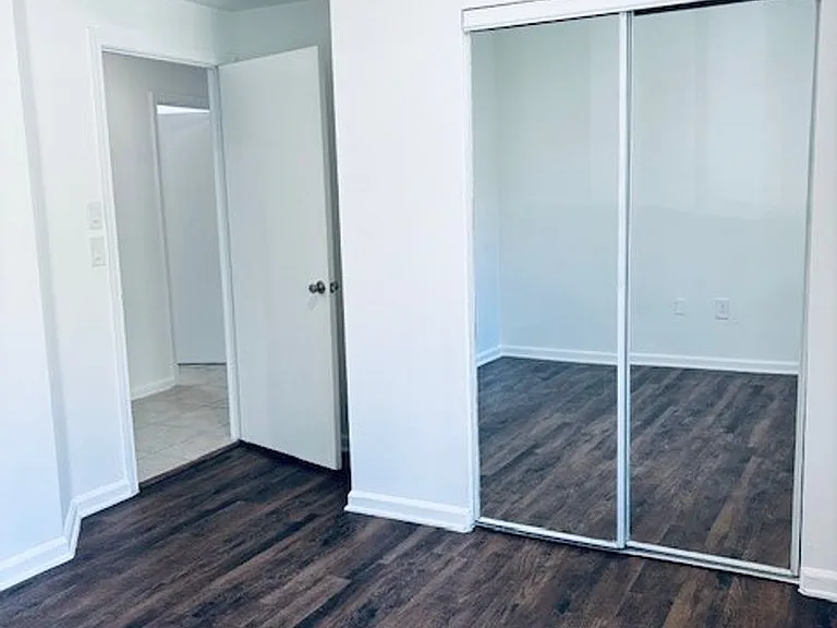 The Mirage Apartments — Photo 102