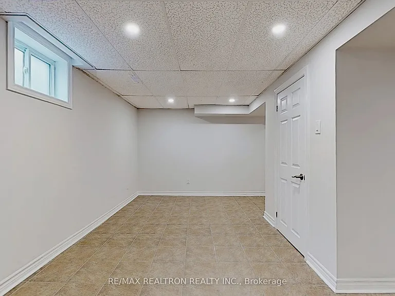 126 Brahms Ave #BASEM — Photo 3