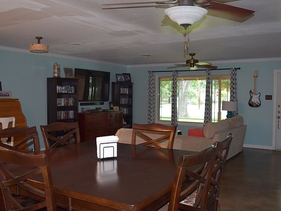 5th image of 11102 Janet Lee Dr