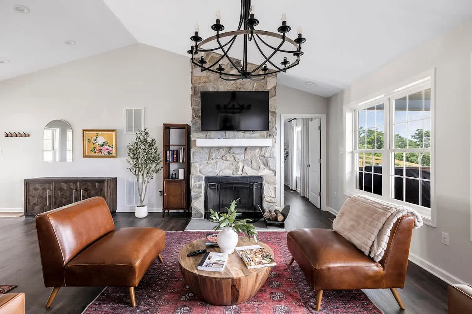 4 bed, 3.0 bath, $5,353 — Photo 4