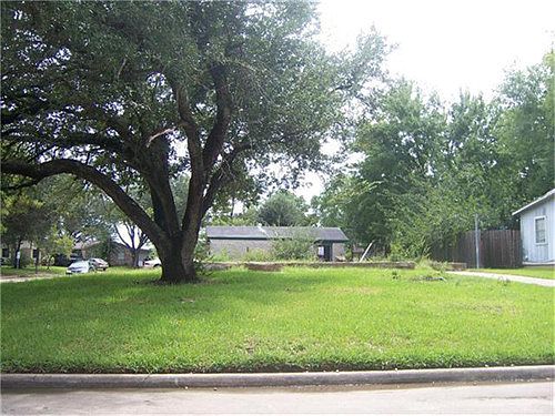 1st image of 1801 Oriole Dr