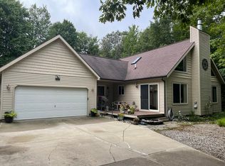 305 Robin Hood St, Roscommon, MI