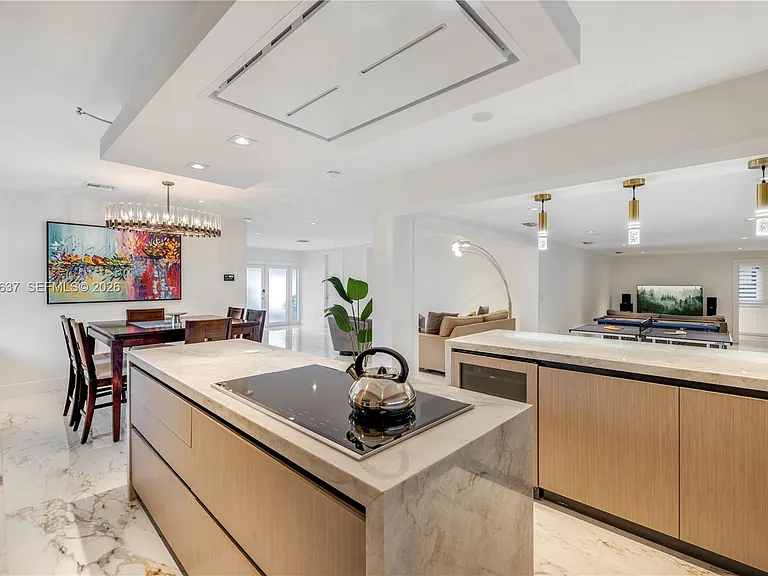 3504 Crystal View Ct — Photo 8