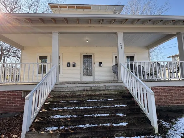 402 E Wayne Street, 402 E Wayne St #2, Glasgow, KY 42141