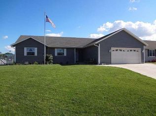2175 E Ash Ct, Oak Creek, WI 53154