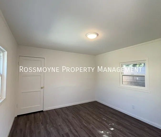 3107 Jeffries Ave — Photo 10