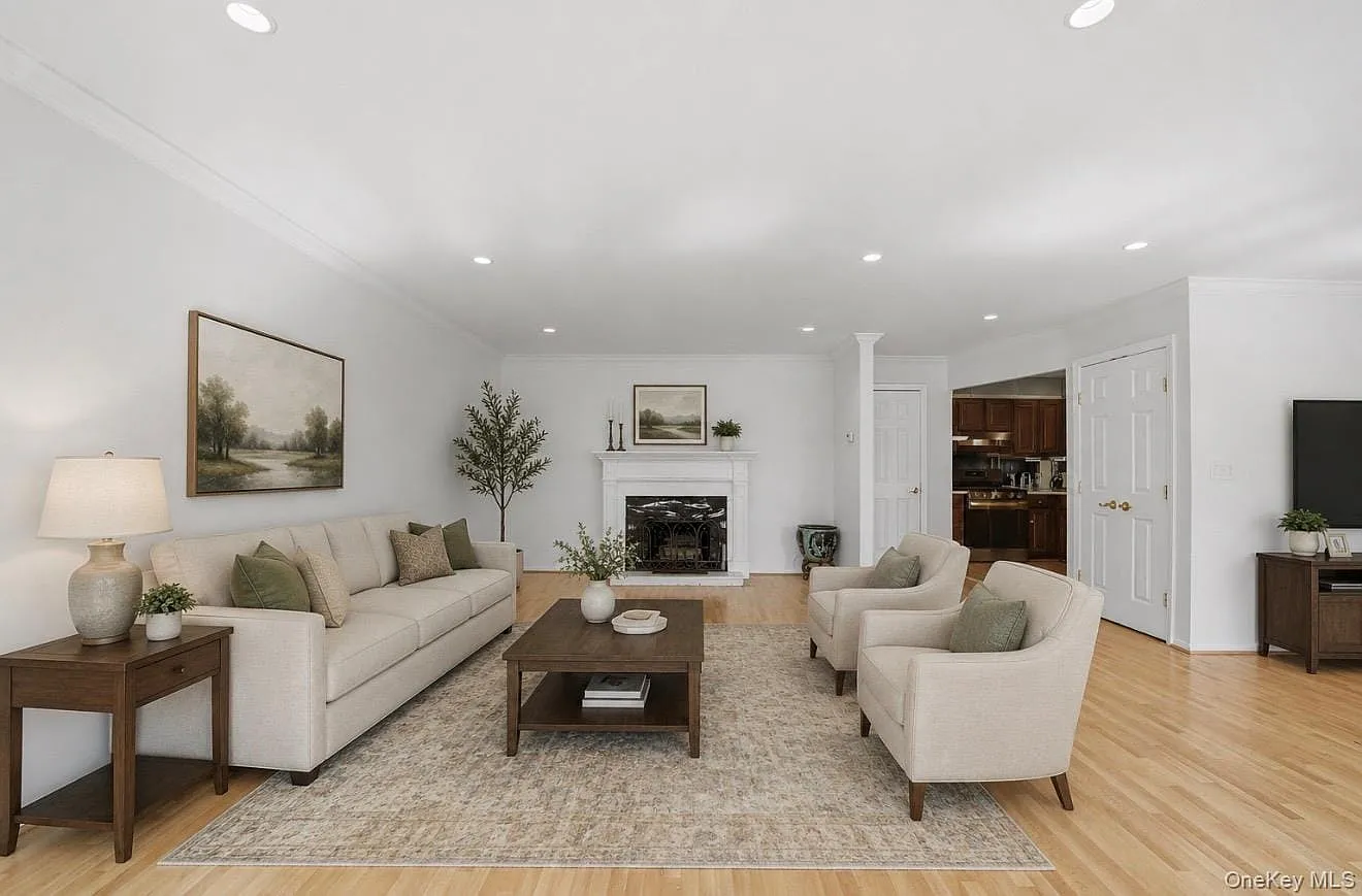 2 bed, 1.5 bath, 1313 sqft, $4,500 — Photo 1