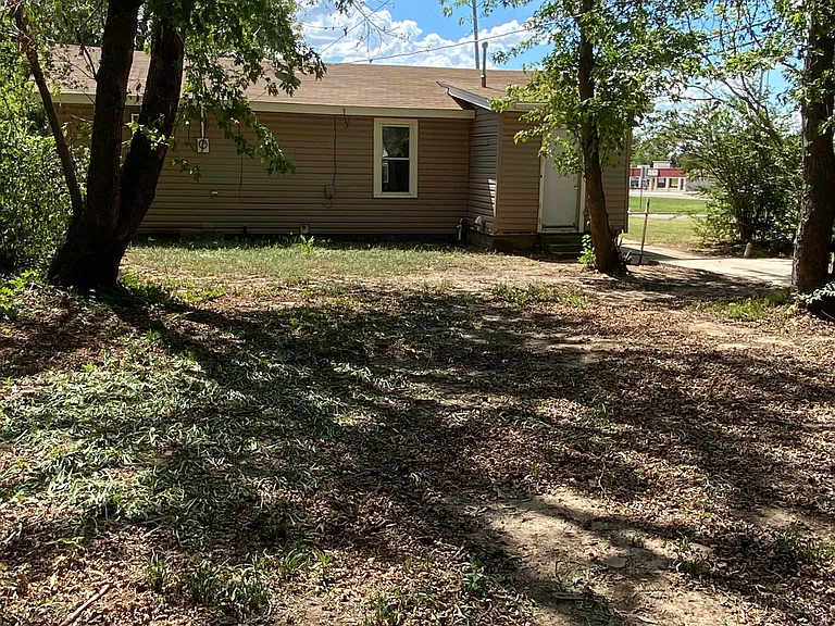 315 W Lilac Ln — Photo 23