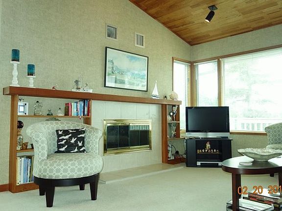 5th image of 15 Bluffs Ct #15