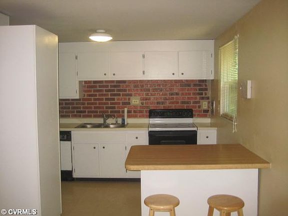 4th image of 6619 Brookshire Dr