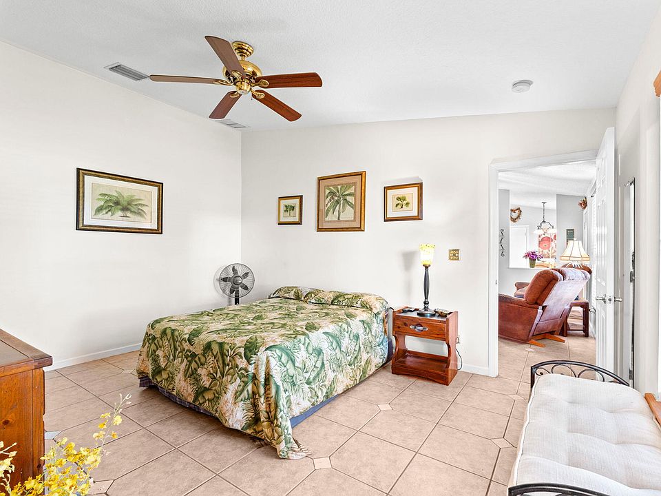 1st image of 11989 Persimmon Boulevard