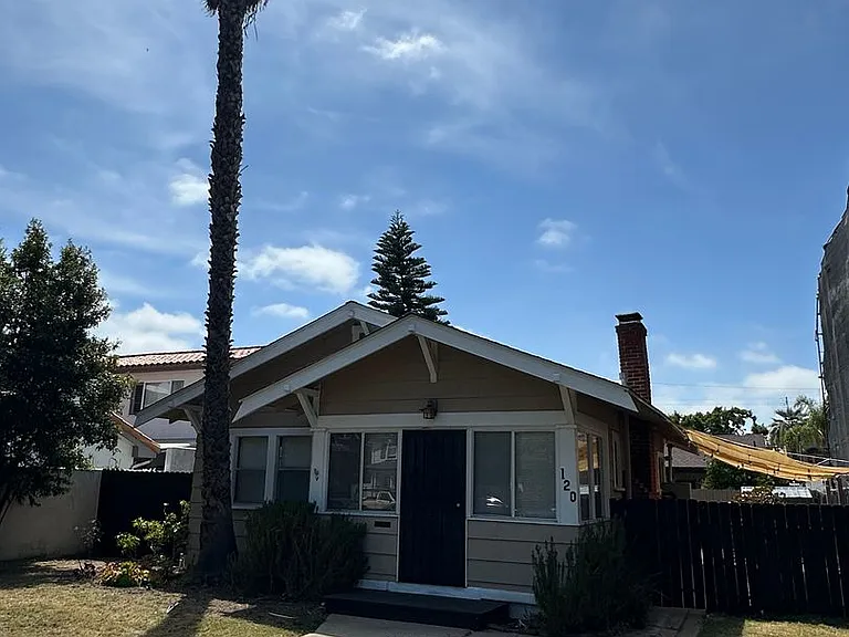 120 H Ave — Photo 1