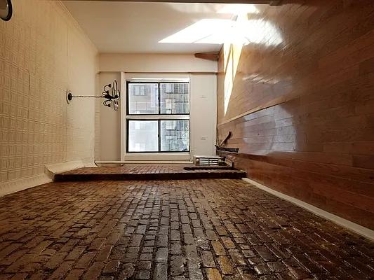 Rented by BRICK & GALO REALTY CORP | media 16