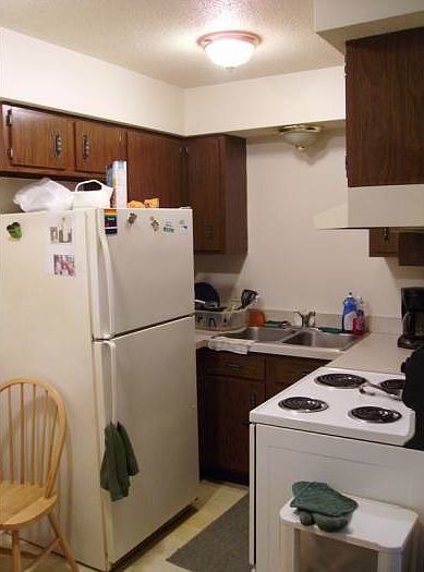 2nd image of 503 W Columbia Ave APT 2