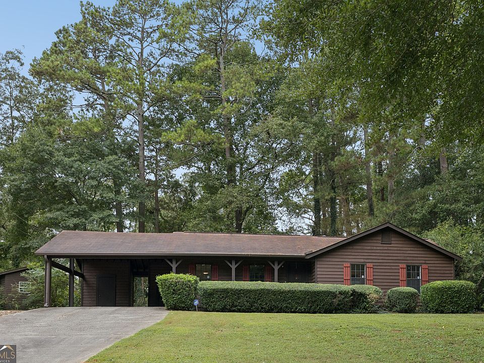 1st image of 101 Valley Ct