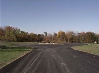 13 Meadow Brook Ct, Ballston Spa, NY 12020