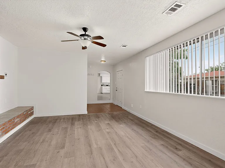 1846 Henry Cir SW — Photo 22