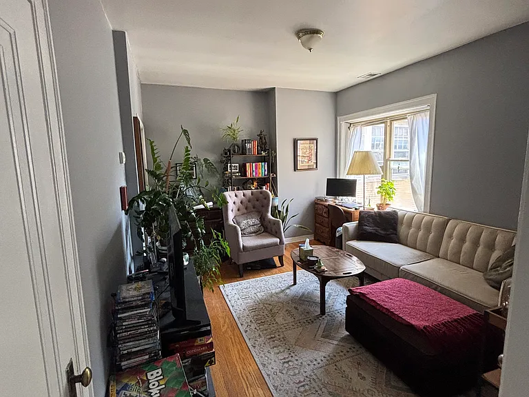 3026 W Palmer Blvd #3N — Photo 3