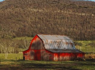 11414 Upper East Valley Rd, Pikeville, TN 37367