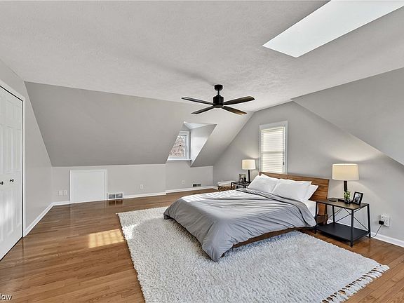 4th image of 4172 W 214th St