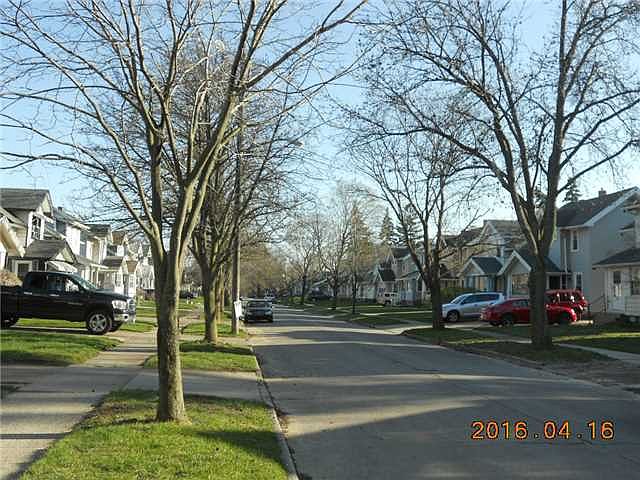 2nd image of 573 Colima Dr