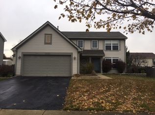 3230 Hopewell Dr, Aurora, IL 60502