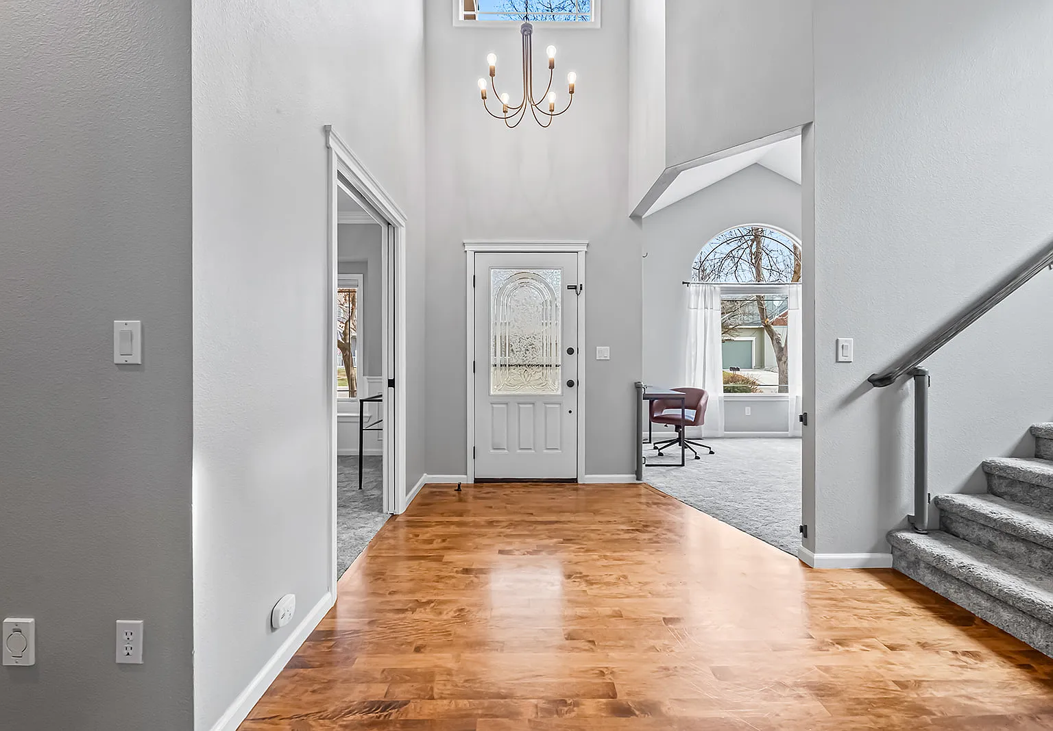 5 bed, 3.5 bath, 2866 sqft, $8,500 — Photo 3
