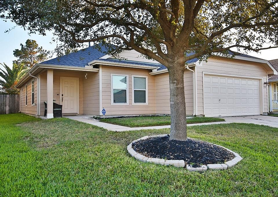 1st image of 11707 Pebble Sands Dr