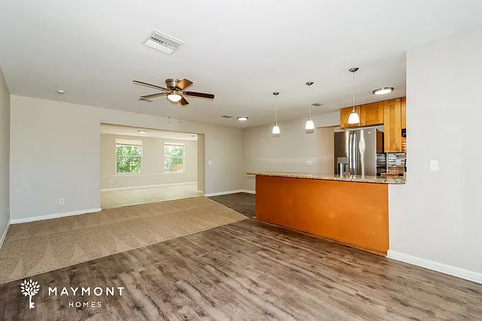 1429 S Evergreen Ave — Photo 4