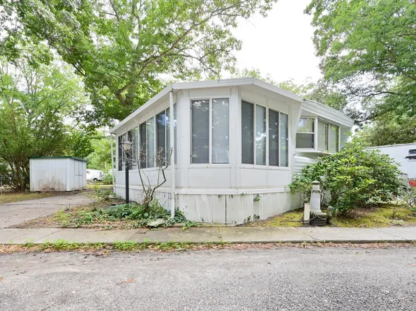 63 Ferren Ave #2, Rio Grande, NJ 08242