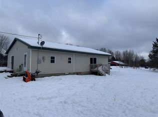 1938 Wyskiel Ln, Grayling, MI 49738