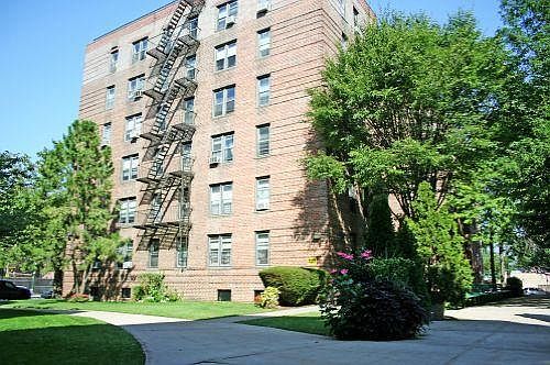 1st image of 2212 Plumb 1st St #3H