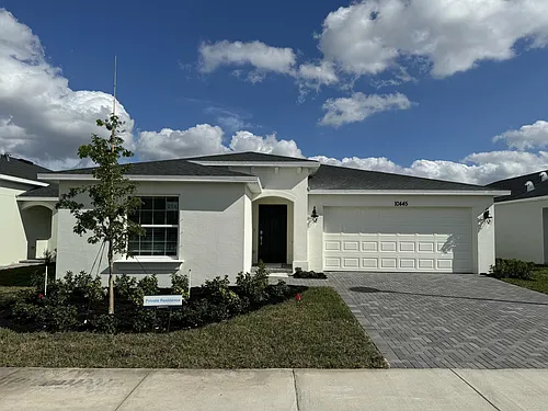 10445 NW Suncrest Loop Photo 1