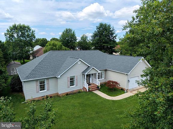 4th image of 29786 Standish St