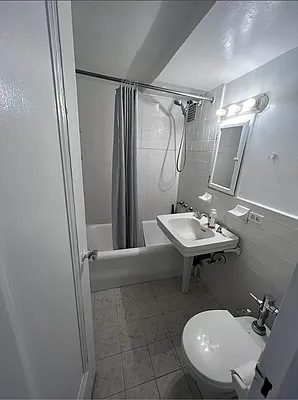 Rented by Compass | media 3