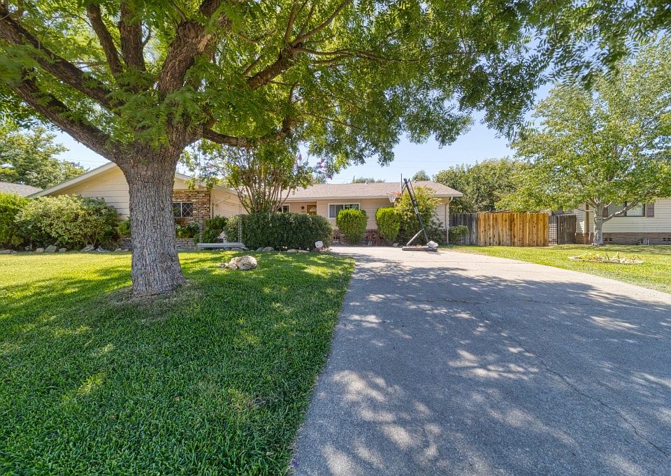 2nd image of 7080 16th St