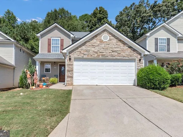 223 Topaz Dr, Dallas, GA 30132