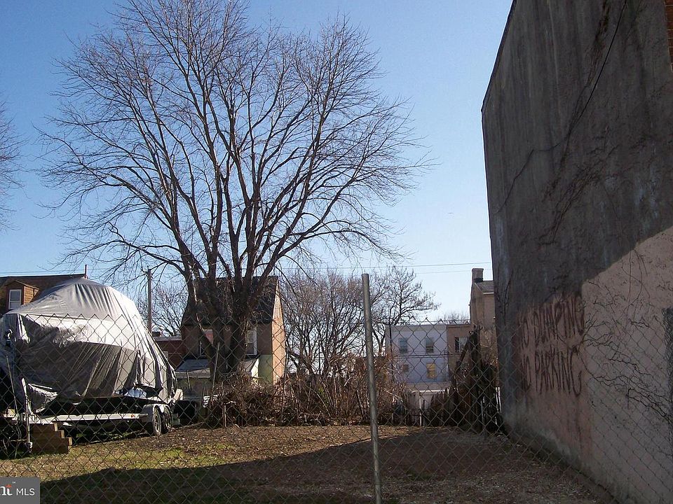 1st image of 4179 Salem St